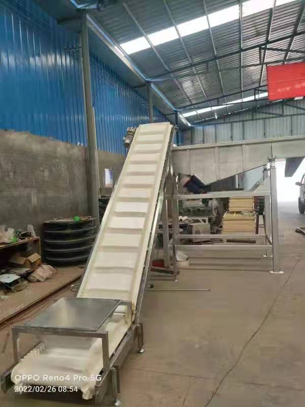 直線振動篩+輸送設備一體化生產(chǎn)線