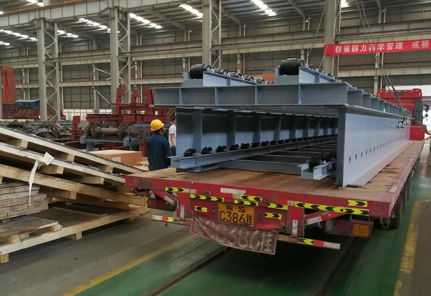 安徽客戶輸送設備裝車發(fā)貨現(xiàn)場