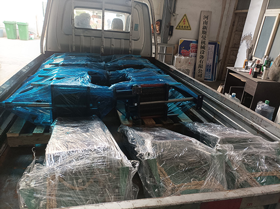 3臺(tái)電磁給料機(jī)發(fā)貨