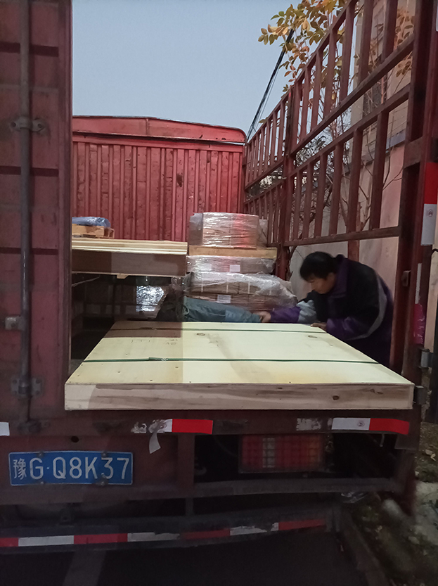 網(wǎng)架發(fā)貨